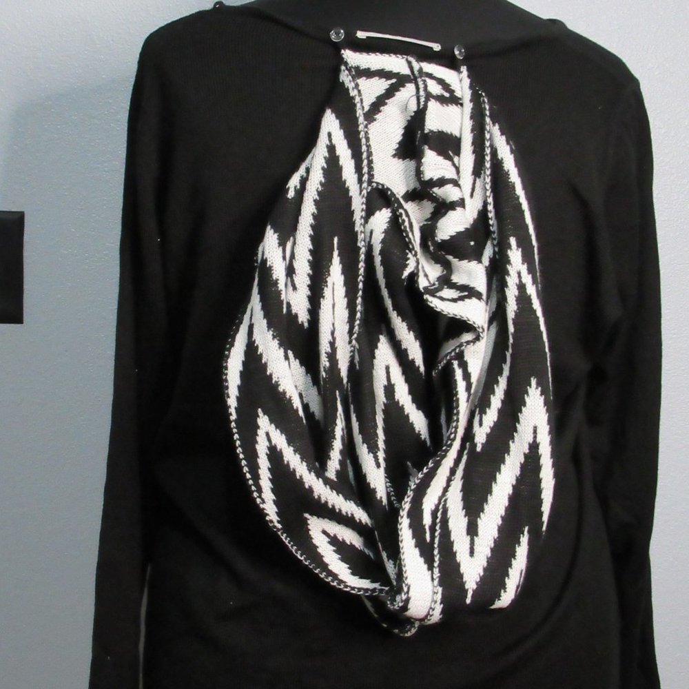 Infinity Scarf Sweater - Picture 7 of 9